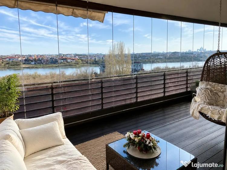 Apartament cu 4 camere decomandat în Băneasa