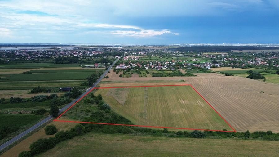 Teren Construcții intravilan de 20000 mp, în Bolintin-Deal