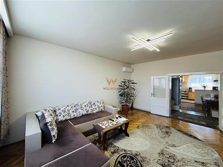 Duplex cu 4 camere cu Teren 200 Mp în Piața Cluj