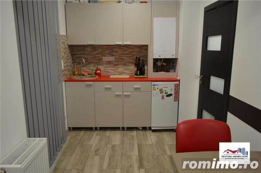 Apartament cu 3 camere decomandat în Tudor