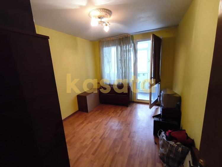 Apartament cu 3 camere decomandat în 1 Decembrie 1918