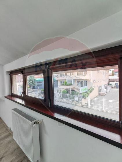 Casă cu 4 camere cu Teren 50 Mp în Blumăna