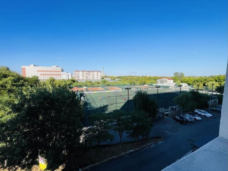 Apartament cu 2 camere semidecomandat, mobilat în Vitan-Bârzești