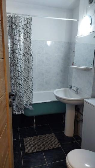 Apartament cu 2 camere decomandat, mobilat în Mihai Viteazul