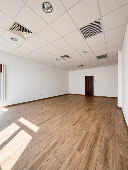 Spațiu comercial, de 663 mp, în Mehala