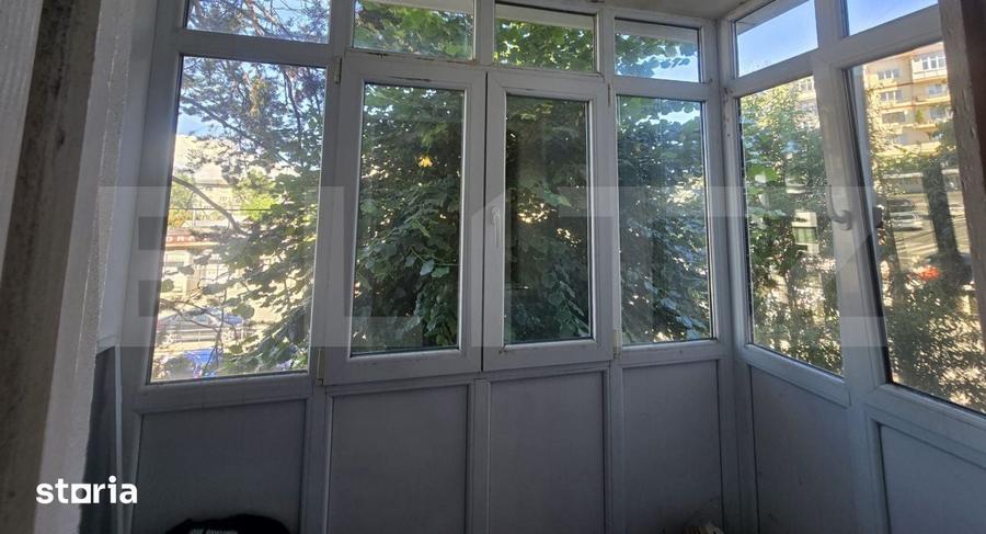 Apartament cu 3 camere semidecomandat în Central