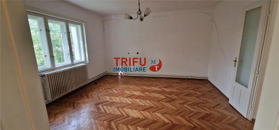 Casă individuală cu 4 camere cu Canalizare în Cetate