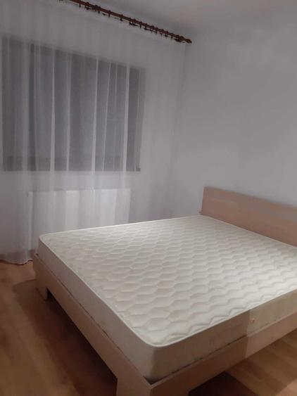 Apartament cu 2 camere decomandat în Valea Lupului