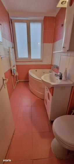 Apartament cu 3 camere în Cornișa
