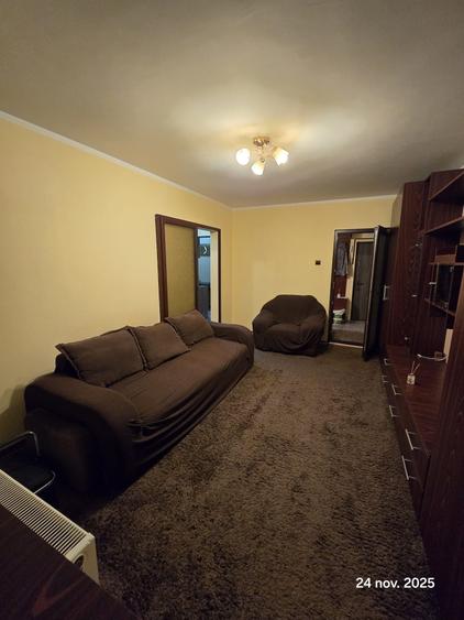 Apartament cu 2 camere decomandat în Exterior Vest
