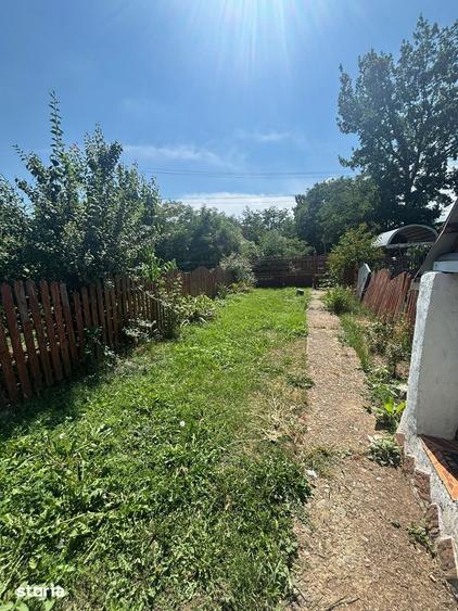 Casă cu 3 camere cu Teren 1000 Mp în Central
