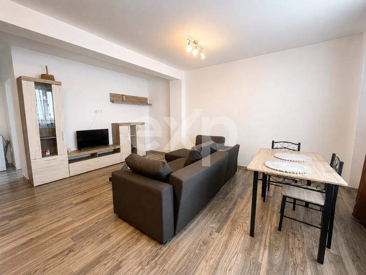 Apartament cu 2 camere semidecomandat, mobilat în Florești