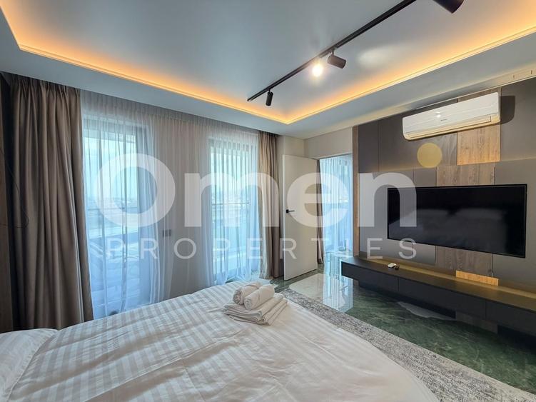 Apartament cu 3 camere semidecomandat, mobilat în Ultracentral
