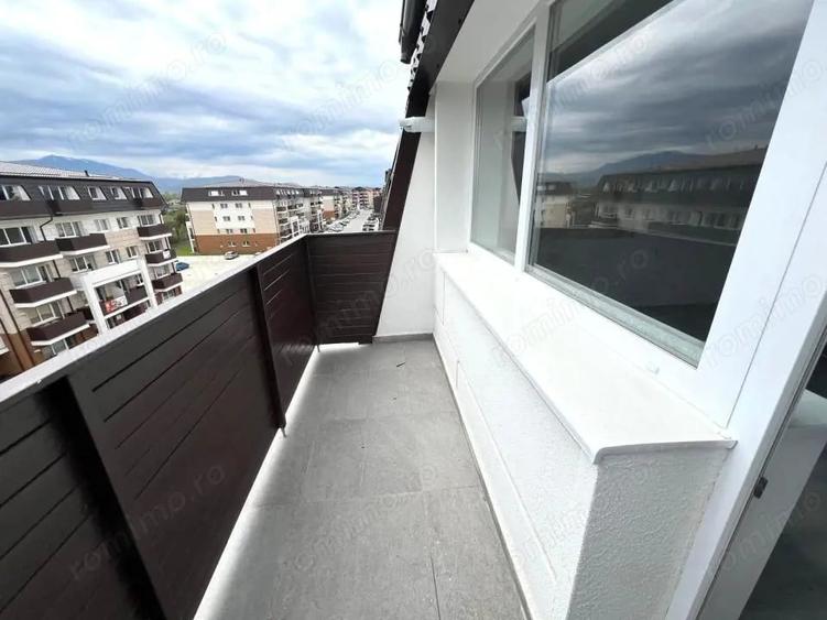 Apartament cu 2 camere semidecomandat în Sânpetru