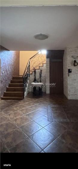 Casă cu 4 camere în Lăpuș