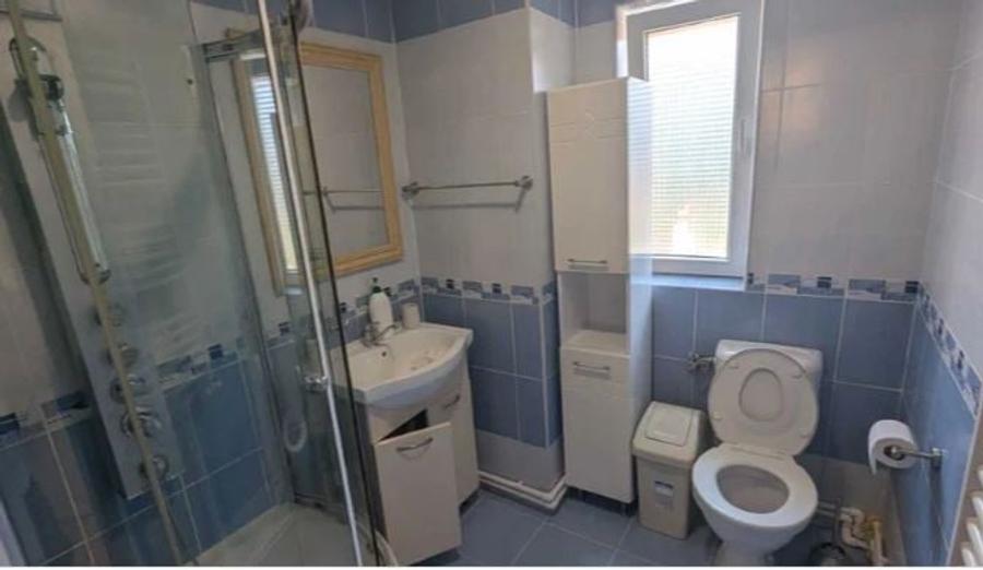 Apartament cu 3 camere decomandat, mobilat în Mihai Bravu