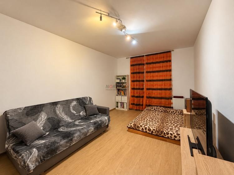 Apartament cu 3 camere, mobilat în Rahova