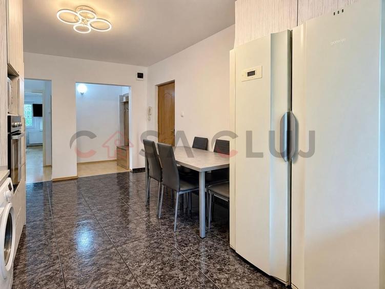 Apartament cu 4 camere semidecomandat, mobilat în Plopilor