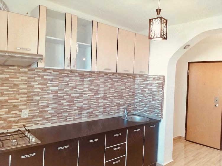 Apartament cu 2 camere decomandat, mobilat în Titan
