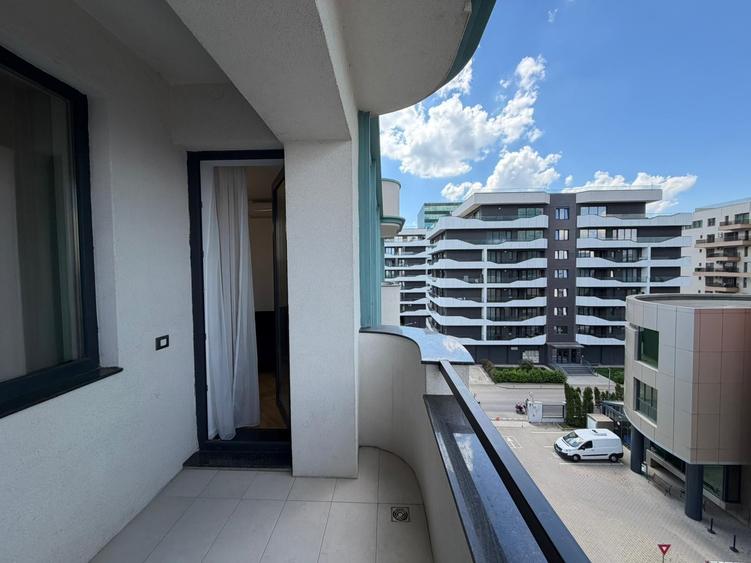 Apartament cu 2 camere semidecomandat în Pipera