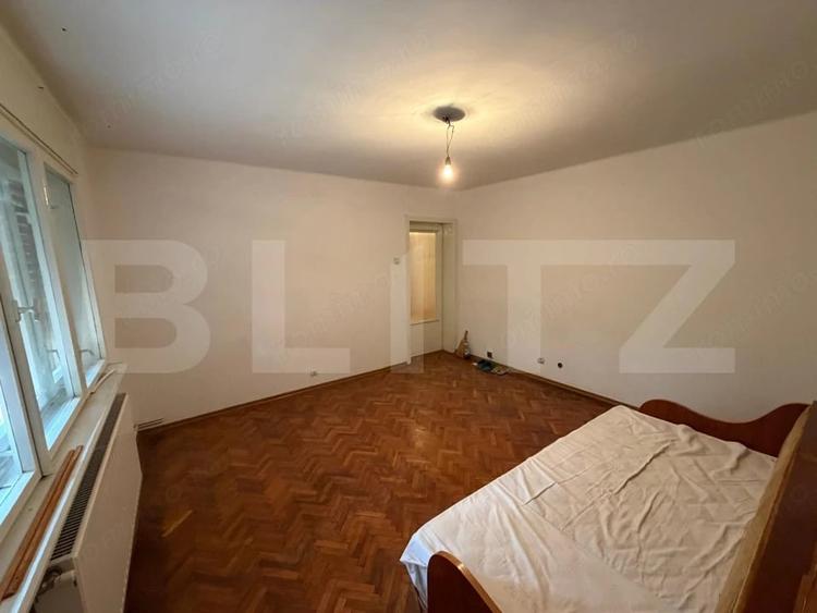 Apartament cu 2 camere decomandat în Calea București