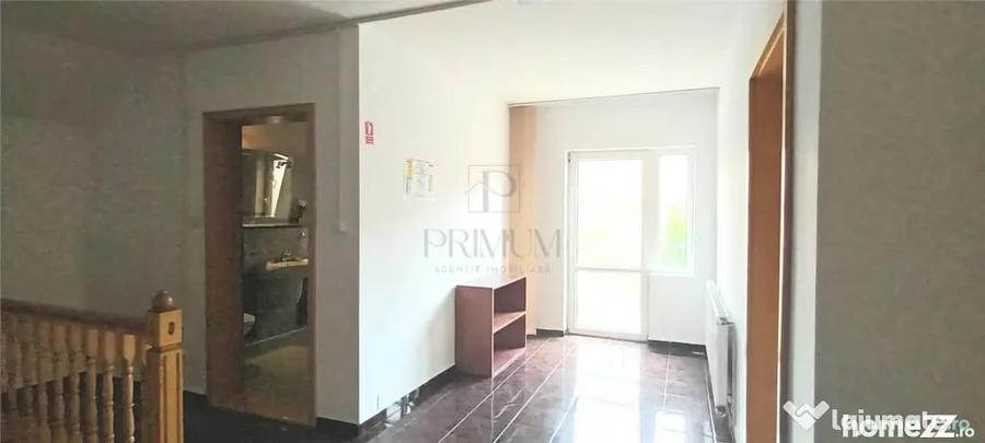 Casă cu 5 camere cu Teren 600 Mp în Lipovei