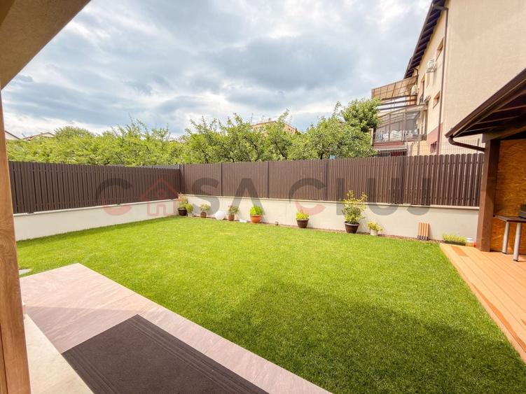 Duplex cu 6 camere cu Canalizare în Iris