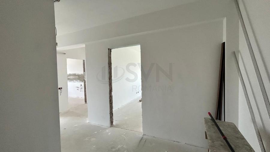 Apartament cu 3 camere decomandat în 1 Mai