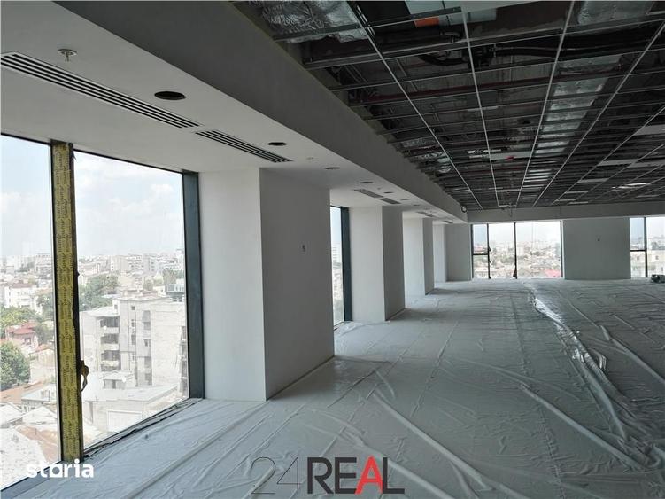 Spațiu comercial, de 420 mp, în Centrul Civic