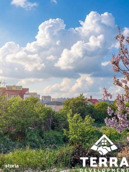 Teren de 330 mp, în Central
