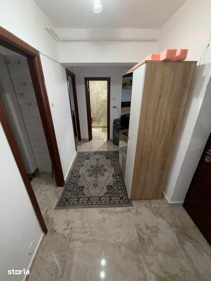 Apartament cu 2 camere decomandat în Calea București