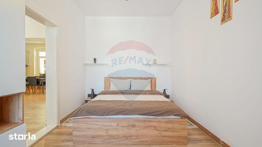Casă cu 6 camere cu Teren 700 Mp în Ultracentral