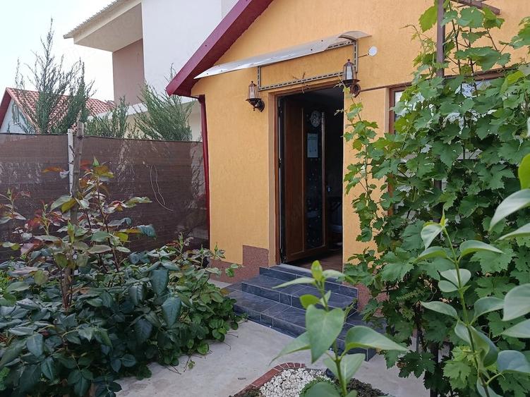 Casă cu Teren 500 Mp în Cazasu