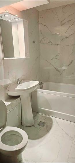 Apartament cu 3 camere decomandat în Canta