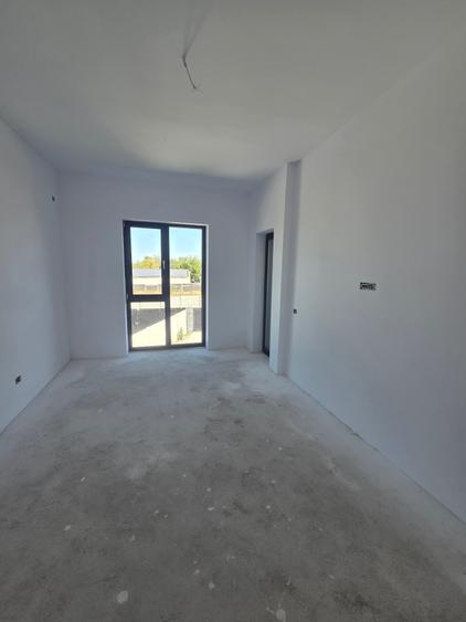 Duplex cu 4 camere cu Teren 270 Mp în Bragadiru