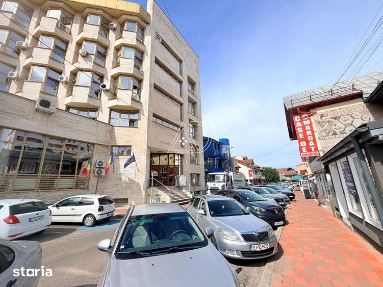 Spațiu comercial, de 120 mp, în Central