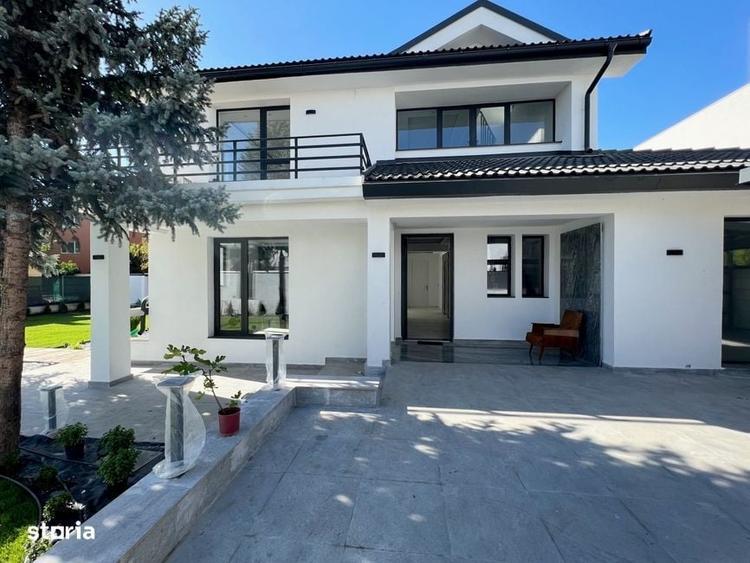 Casă cu 4 camere în Izvorani