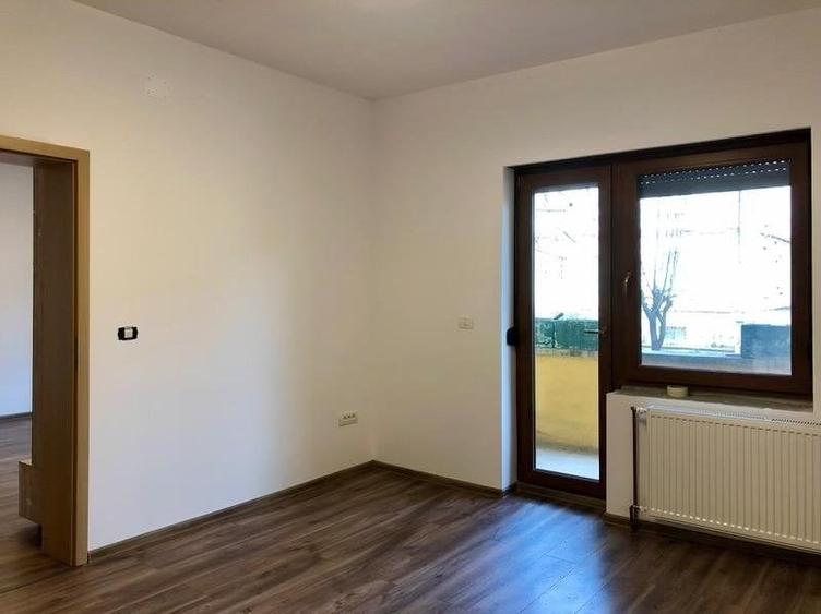 Apartament cu 2 camere decomandat, mobilat în Bălcescu