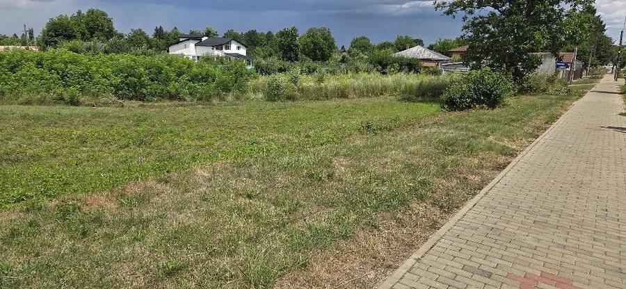 Teren de 500 mp, în Central