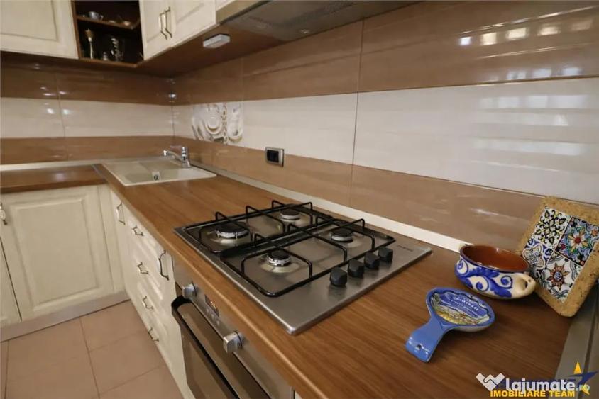 Apartament cu 2 camere decomandat în Vest