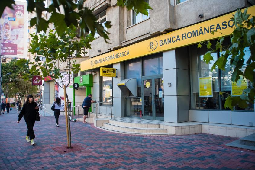Spațiu comercial, de 100 mp, în P-ța Unirii