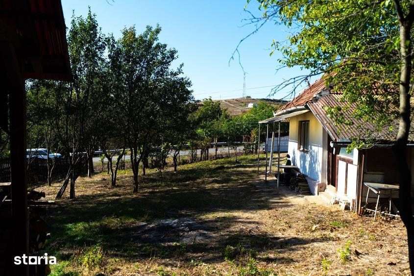 Casă cu 1 camere cu Teren 11400 Mp în Apahida