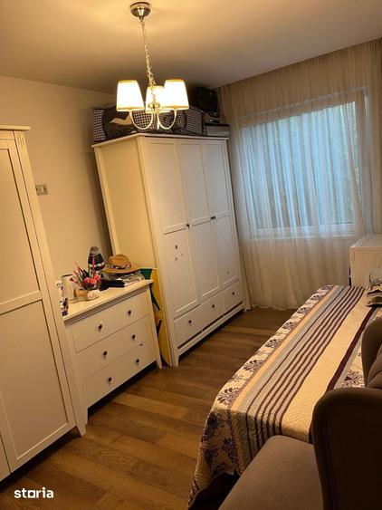 Casă cu 4 camere cu Teren 3000 Mp în Crihan