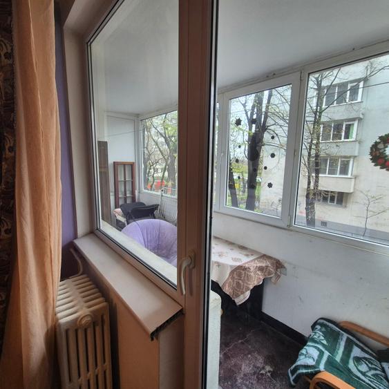 Apartament cu 2 camere semidecomandat în Basarab