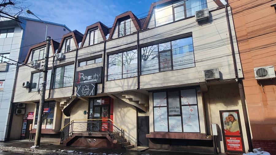 Spațiu comercial, de 200 mp, în Ultracentral