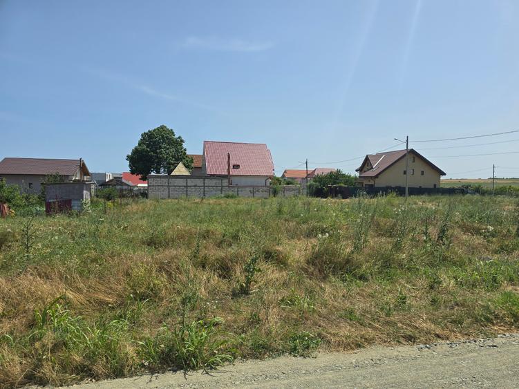 Teren Construcții intravilan de 510 mp, în Vest