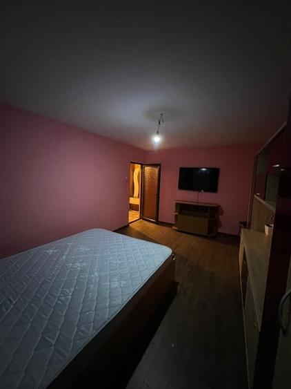 Apartament cu 2 camere decomandat, mobilat în Mărăcineni