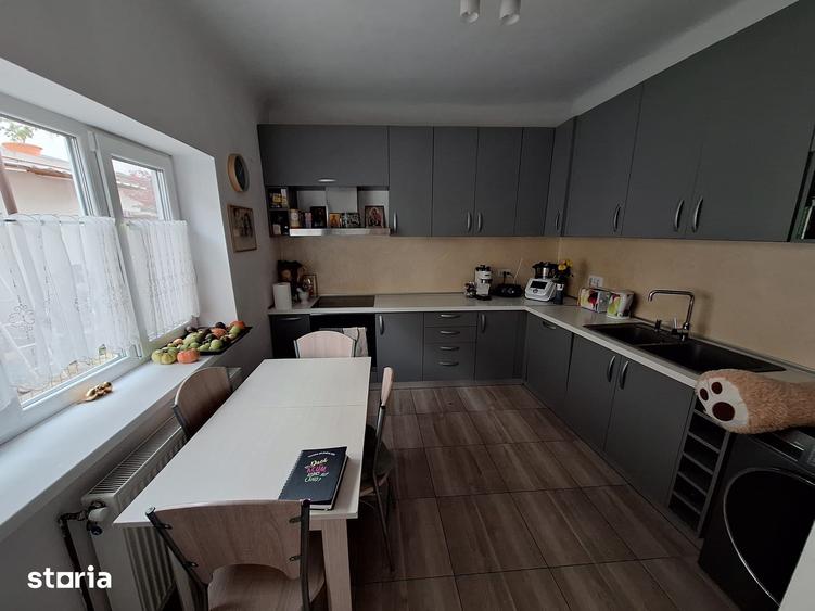 Apartament cu 4 camere în Central