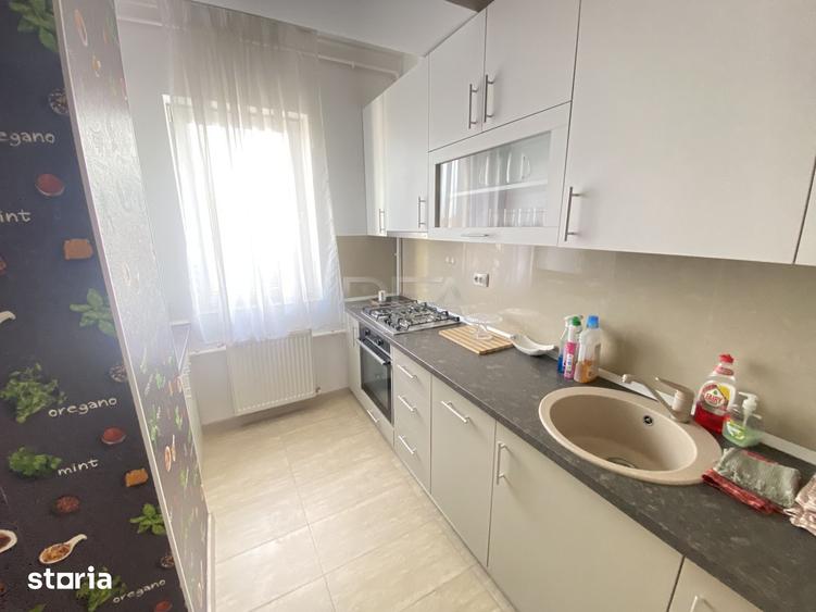 Apartament cu 2 camere semidecomandat în 13 Septembrie