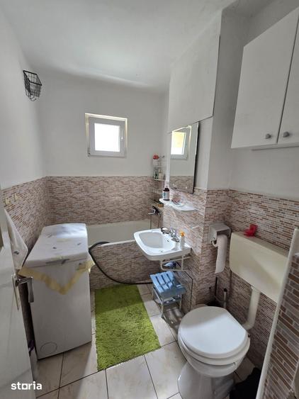 Apartament cu 2 camere semidecomandat în Astra